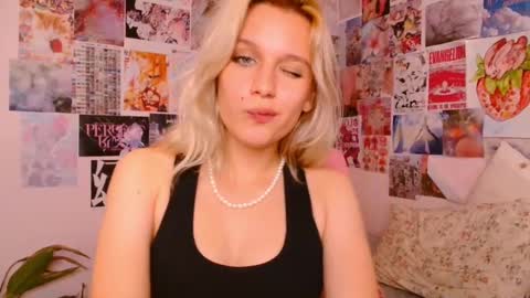 Lilu online show from 03/09/25, 09:02