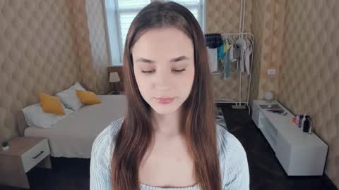 Julie online show from 10/07/25, 09:06