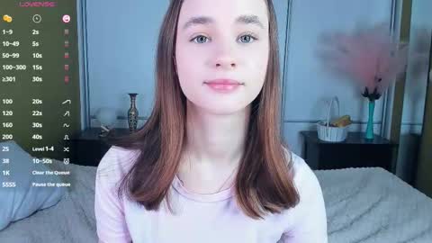 Snapshot of meoww_meows chatting on 03/15/26, 09:04 Julie online show from 03/15/26, 09:04