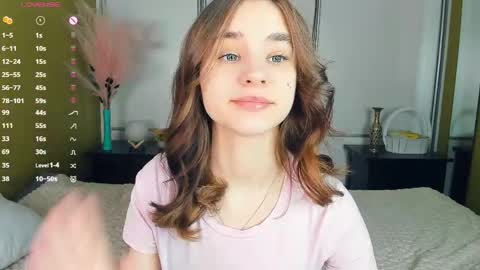 Snapshot of meoww_meows chatting on 04/01/26, 09:32 Julie online show from 04/01/26, 09:32