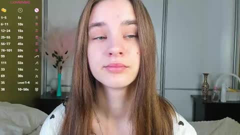 Snapshot of meoww_meows chatting on 04/15/26, 08:54 Julie online show from 04/15/26, 08:54