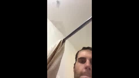 Snapshot of meowzers777 chatting on 12/21/24, 12:53 meowzers777 online show from 12/21/24, 12:53