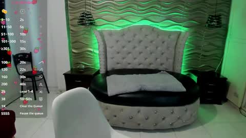    online show from 01/12/25, 07:10