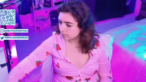    online show from 04/12/26, 04:28