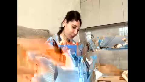 Snapshot of meralynn chatting on 04/15/26, 10:22 LEVA online show from 04/15/26, 10:22