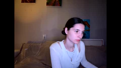 Snapshot of meralynn chatting on 05/01/26, 06:12 LEVA online show from 05/01/26, 06:12
