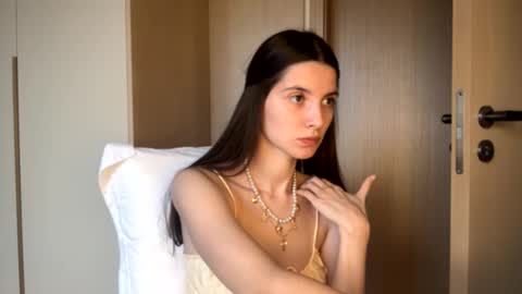 Snapshot of meralynn chatting on 05/16/26, 10:36 LEVA online show from 05/16/26, 10:36