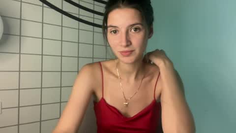 Snapshot of meralynn chatting on 06/23/26, 02:37 LEVA online show from 06/23/26, 02:37