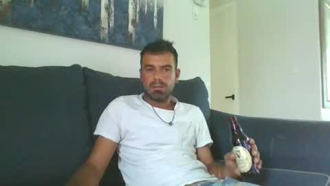 Snapshot of mercedes190d chatting on 09/28/25, 02:33 Mercedes190d online show from 09/28/25, 02:33