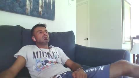 Snapshot of mercedes190d chatting on 10/08/25, 05:54 Mercedes190d online show from 10/08/25, 05:54