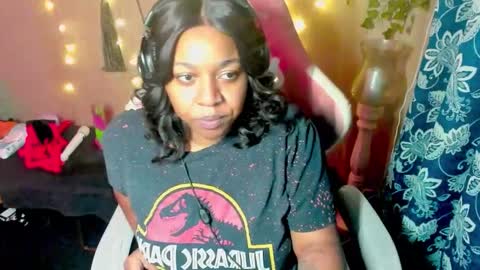 Snapshot of mercedesredd chatting on 04/22/26, 01:45 Mercedes Redd online show from 04/22/26, 01:45