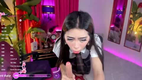 Snapshot of mercenary_carlotta chatting on 04/19/26, 12:33 mercenary_carlotta online show from 04/19/26, 12:33