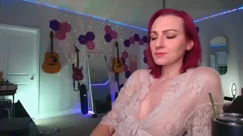 Snapshot of meredithbae chatting on 01/08/25, 05:16 Meredith Bae online show from 01/08/25, 05:16