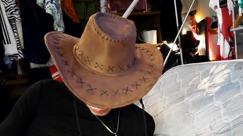 gurlnips online show from 12/16/24, 11:33