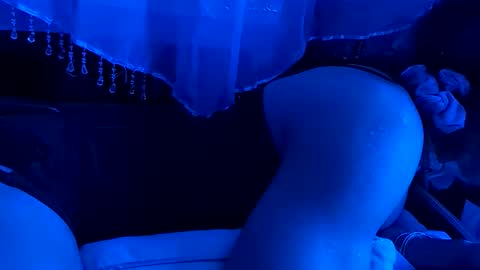 gurlnips online show from 10/30/25, 02:18