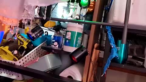 gurlnips online show from 11/26/25, 06:25