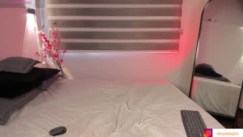 Merida  online show from 09/23/25, 01:14