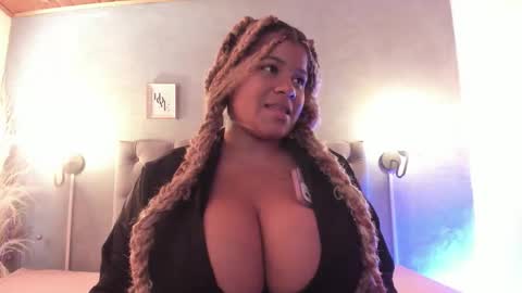 meridalane online show from 12/02/25, 02:01