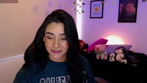 Snapshot of merilynwhithe_ chatting on 10/02/25, 02:02 Merilyn  online show from 10/02/25, 02:02