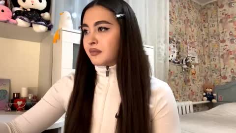 Enni online show from 12/04/25, 05:54