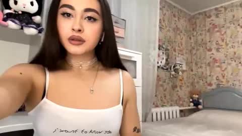 Enni online show from 12/05/25, 05:31