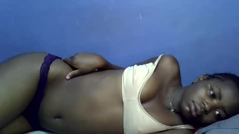 merlin_queen online show from 10/12/25, 03:38