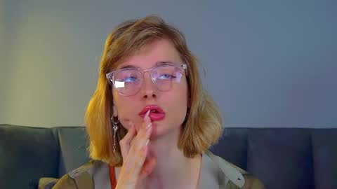 Snapshot of merlinmeyer chatting on 03/12/26, 06:19 Merlin online show from 03/12/26, 06:19