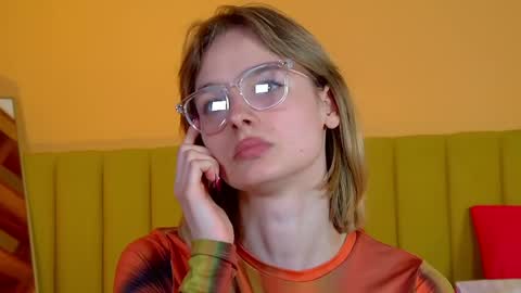 Snapshot of merlinmeyer chatting on 04/01/26, 06:38 Merlin online show from 04/01/26, 06:38