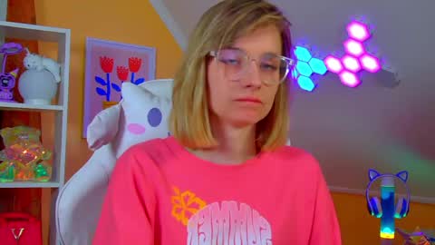 Snapshot of merlinmeyer chatting on 04/17/26, 06:55 Merlin online show from 04/17/26, 06:55