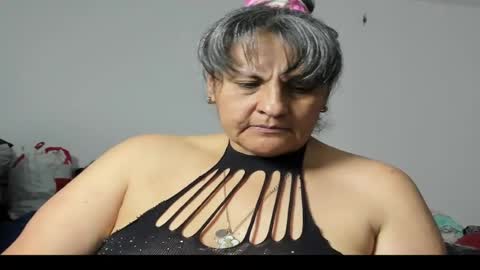 Snapshot of merlyna_goldens chatting on 04/12/26, 02:16 My next birthday is December 11th. online show from 04/12/26, 02:16