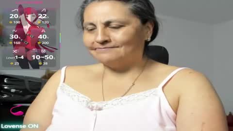 Snapshot of merlyna_goldens chatting on 04/21/26, 03:02 My next birthday is December 11th. online show from 04/21/26, 03:02