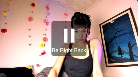 Snapshot of merlynn_ chatting on 01/21/25, 01:22 Diane 3 online show from 01/21/25, 01:22