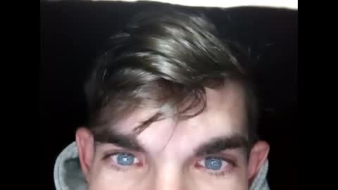 Snapshot of merrdaddyy chatting on 10/18/25, 08:26 merrdaddyy online show from 10/18/25, 08:26