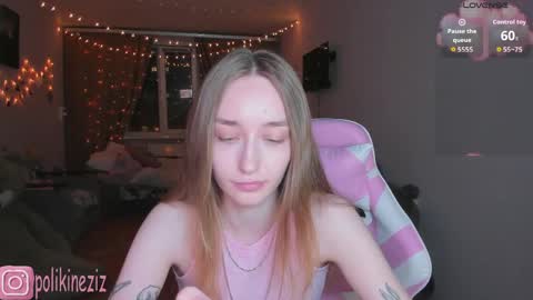 Snapshot of merryl_clark chatting on 04/29/26, 05:30 Sara online show from 04/29/26, 05:30