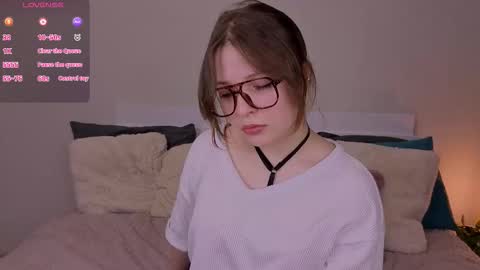 Marie online show from 02/04/26, 03:34