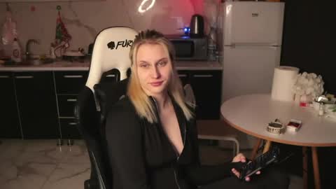 Snapshot of mertyxxx chatting on 04/11/26, 09:41 Merty online show from 04/11/26, 09:41