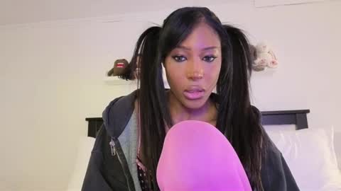 meruboo online show from 09/13/25, 01:38