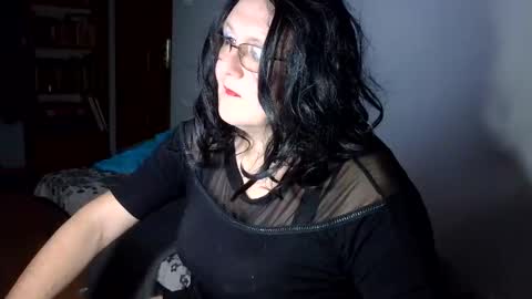 Snapshot of mery3881 chatting on 02/11/26, 10:26 mery3881 online show from 02/11/26, 10:26