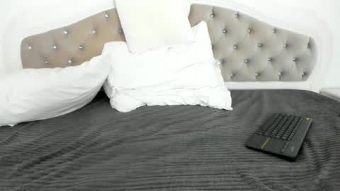 Snapshot of meryamvip1 chatting on 09/12/25, 06:02 Mary online show from 09/12/25, 06:02