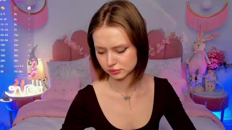 Snapshot of merylew chatting on 04/08/26, 05:29 Anna online show from 04/08/26, 05:29