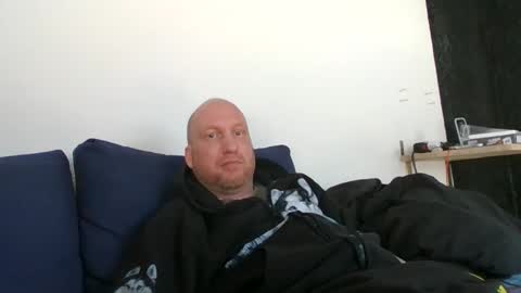 Snapshot of metaller123456 chatting on 03/27/26, 04:07 metaller123456 online show from 03/27/26, 04:07