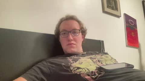 Snapshot of metallica92786 chatting on 12/31/24, 04:38 metallica92786 online show from 12/31/24, 04:38