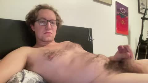 Snapshot of metallica92786 chatting on 01/04/25, 04:12 metallica92786 online show from 01/04/25, 04:12