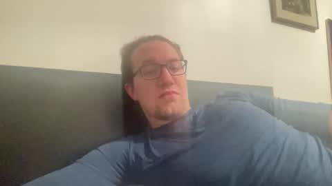 Snapshot of metallica92786 chatting on 03/02/25, 05:01 metallica92786 online show from 03/02/25, 05:01