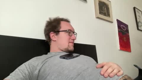 Snapshot of metallica92786 chatting on 03/09/25, 08:52 metallica92786 online show from 03/09/25, 08:52