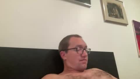 Snapshot of metallica92786 chatting on 09/25/25, 12:09 metallica92786 online show from 09/25/25, 12:09