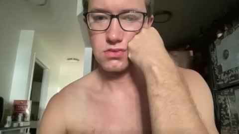 Snapshot of metallica92786 chatting on 10/06/25, 03:42 metallica92786 online show from 10/06/25, 03:42