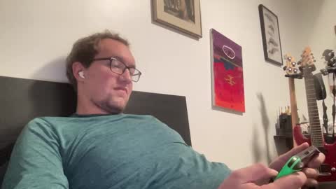 Snapshot of metallica92786 chatting on 11/13/25, 05:06 metallica92786 online show from 11/13/25, 05:06