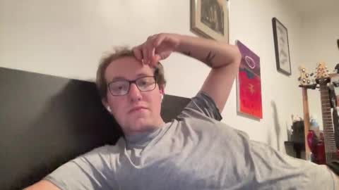 Snapshot of metallica92786 chatting on 12/02/25, 04:29 metallica92786 online show from 12/02/25, 04:29