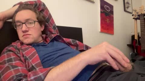 Snapshot of metallica92786 chatting on 12/17/25, 05:24 metallica92786 online show from 12/17/25, 05:24